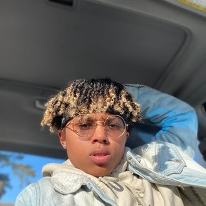 Meet your Posher, Jojo